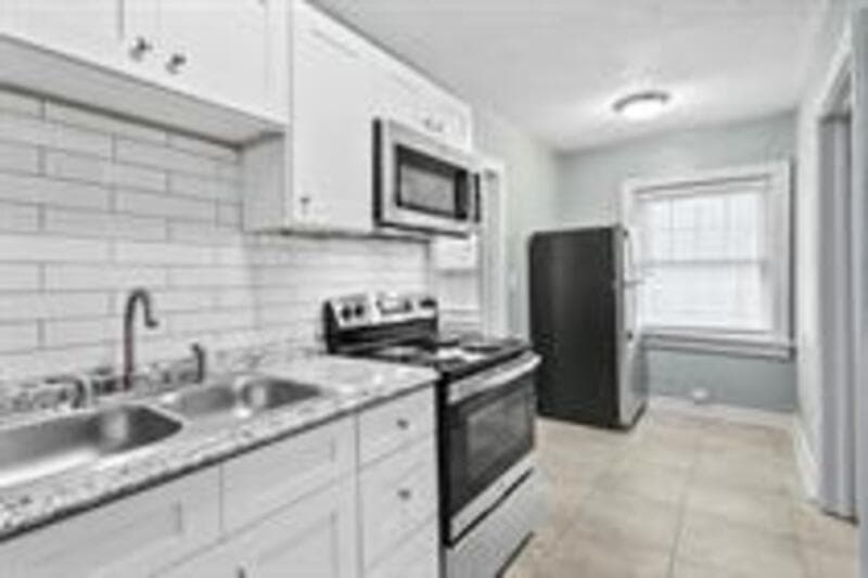 Kansas City Condo: 4545 Main St - 11