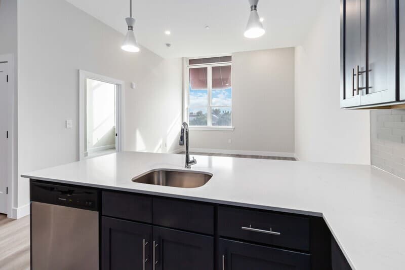 Flemington Condo: 70 Church St