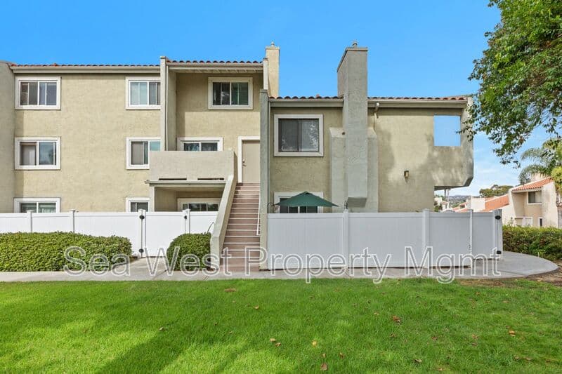 Carlsbad Condo: 6907 Quail Pl.