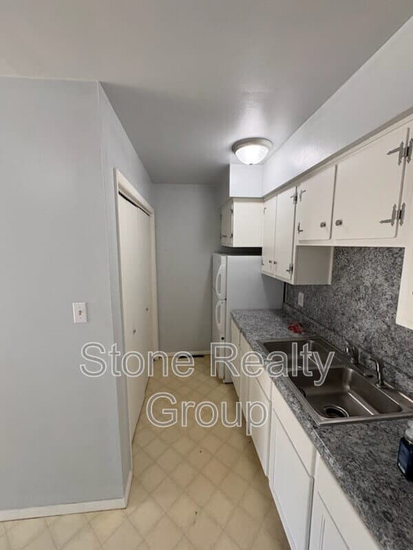 Vincennes Condo: 304 Shelby Street