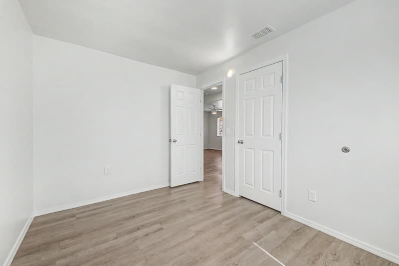 Tempe House: 2045 E ORANGE ST