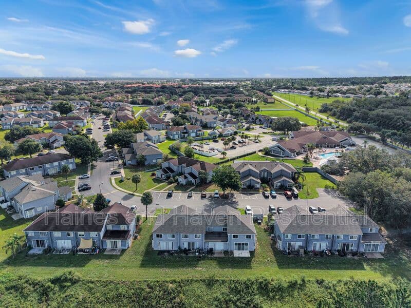 Davenport Townhome: 154 Orchid Dr