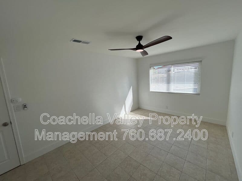 Cathedral City House: 32610 Pueblo Trl