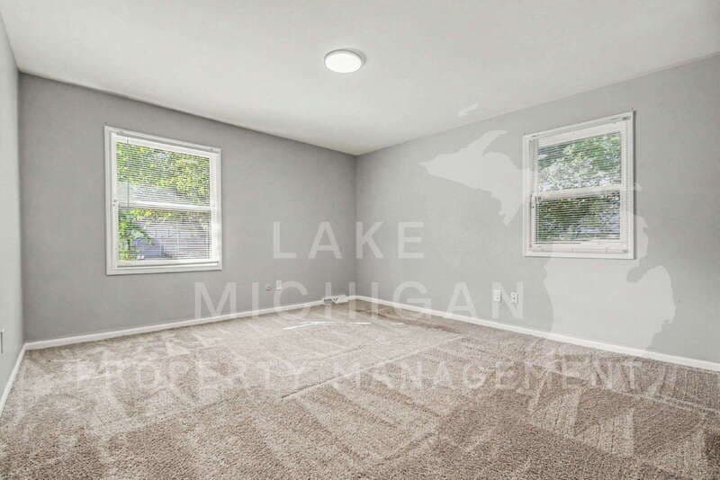 Kentwood Condo: 5838 Christie Avenue Southeast