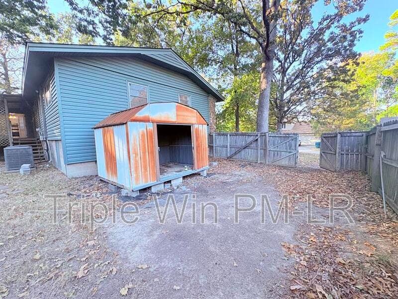 Little Rock House: 11819 Ashwood Drive