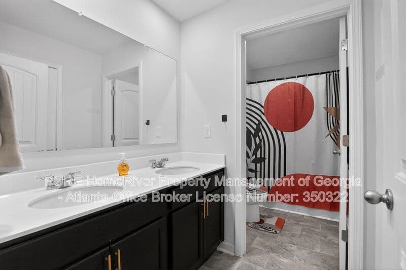 Lithia Springs House: 4842 Layton Dr