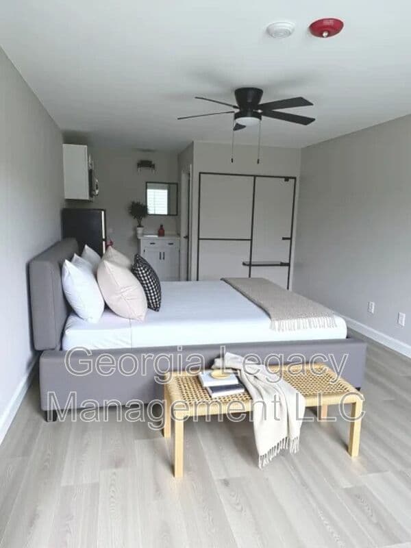 Murphy House: 78 Terrace Avenue