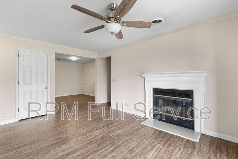 Nashville Condo: 135 Hicks Road
