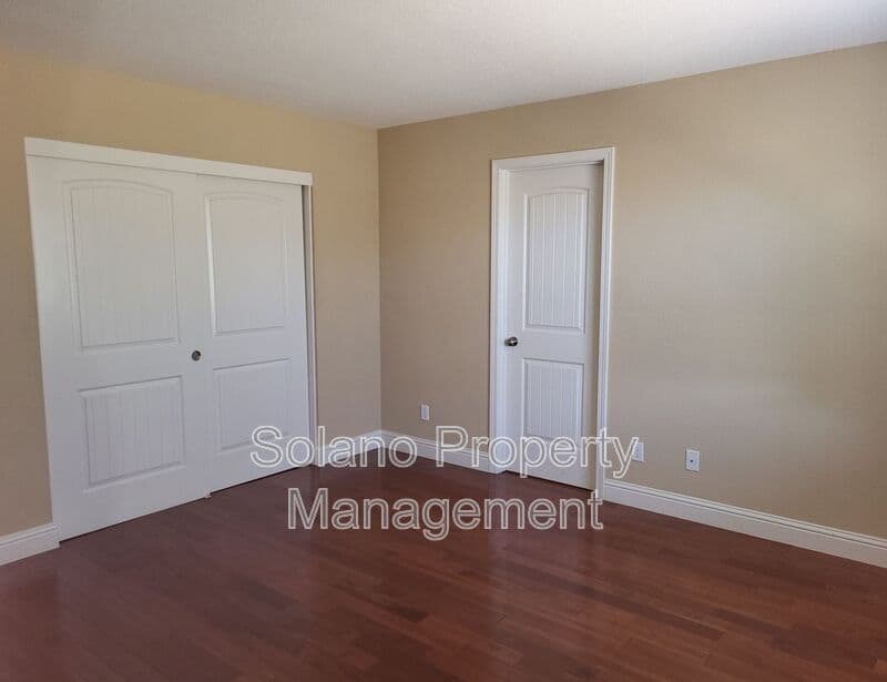 Fairfield House: 3891 Danbury Way