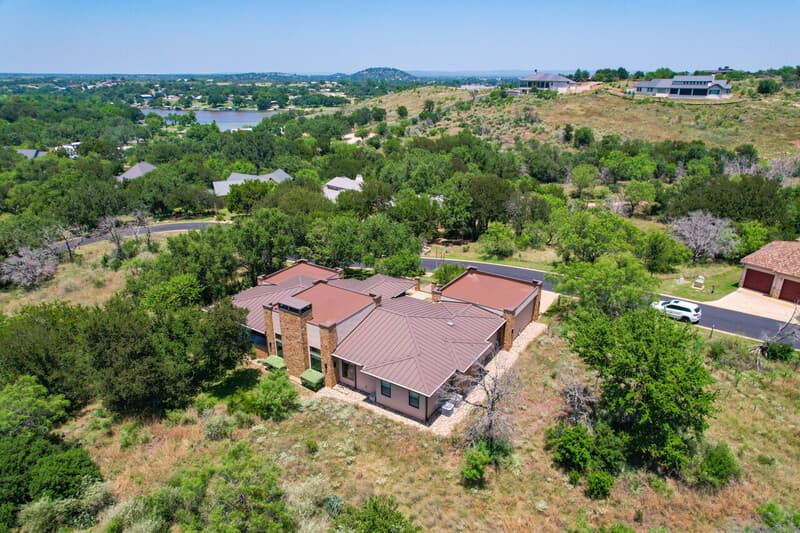 Horseshoe Bay House: 130 Christine Circle