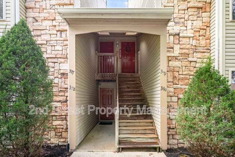 Cherry Hill Condo: 377 Tavistock - 1