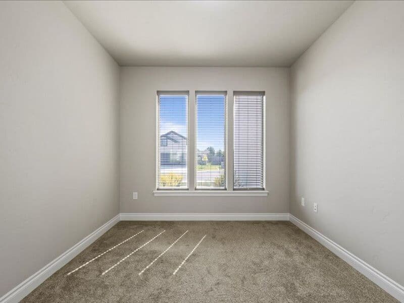 Richland House: 1615 Palermo Ave