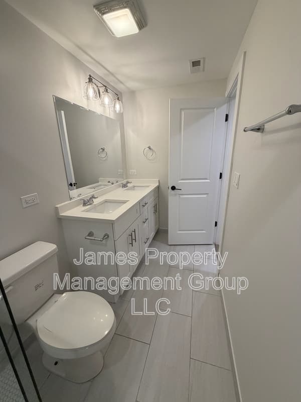 Chicago Condo: 6325 N Richmond Street - GS
