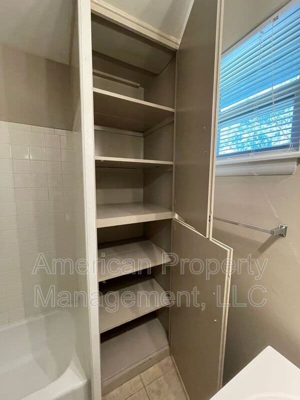 Tulsa Condo: 719 S Troost Ave