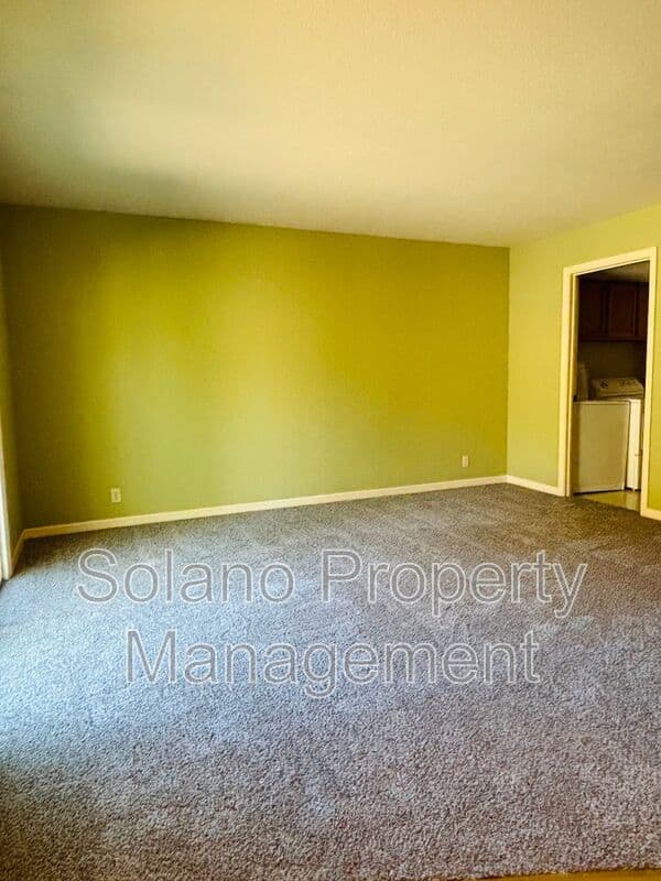 Fairfield House: 2444 Mainsail Ct.