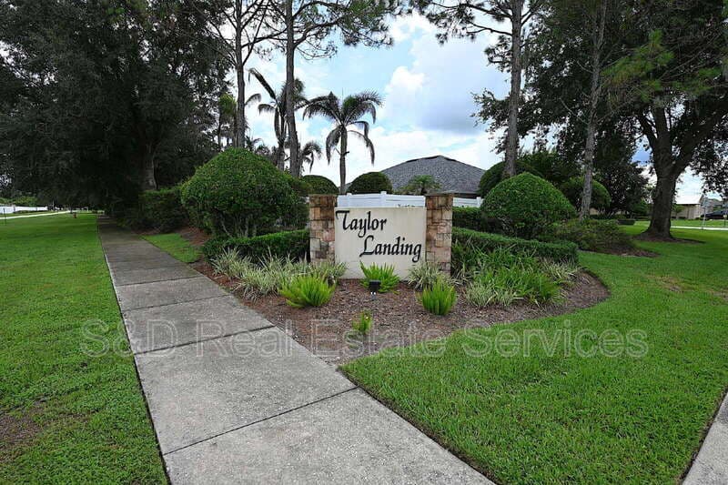 Bartow House: 1631 Taylor Landing Dr