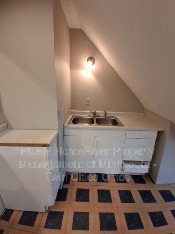 Minneapolis Condo: 3123 Portland Ave