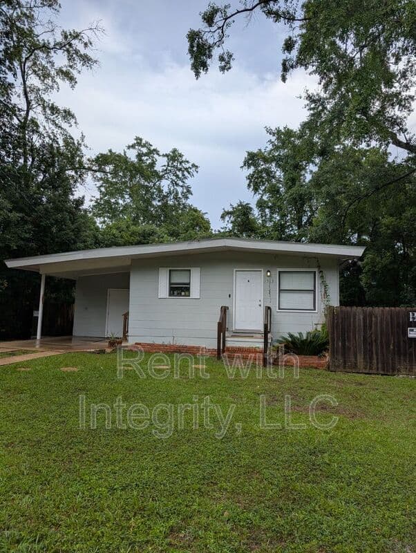 Tallahassee Condo: 1513 Atkamire Dr