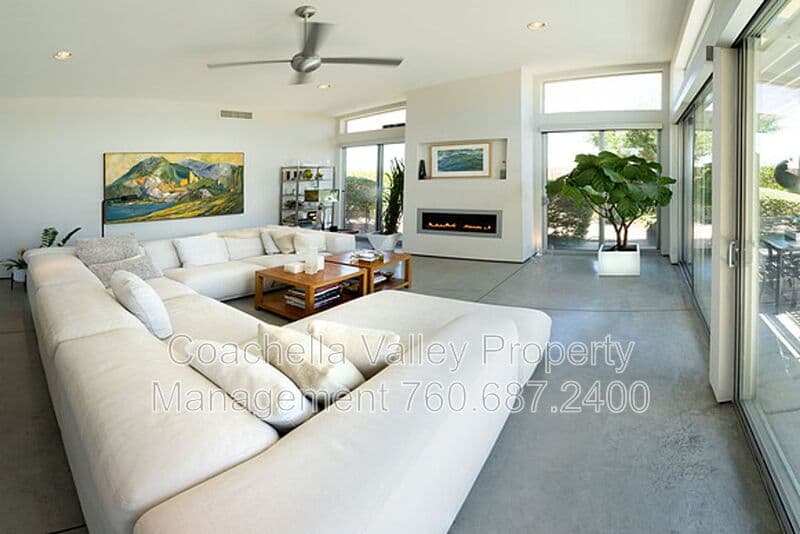 Palm Springs House: 2722 Alexander Club Drive