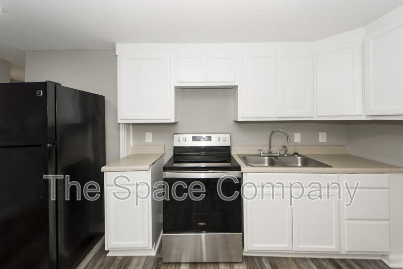 Moncks Corner House: 209 Testament Lane