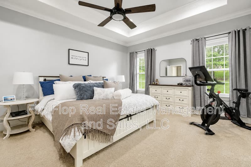 Tallahassee House: 3325 Mariana Oaks Drive