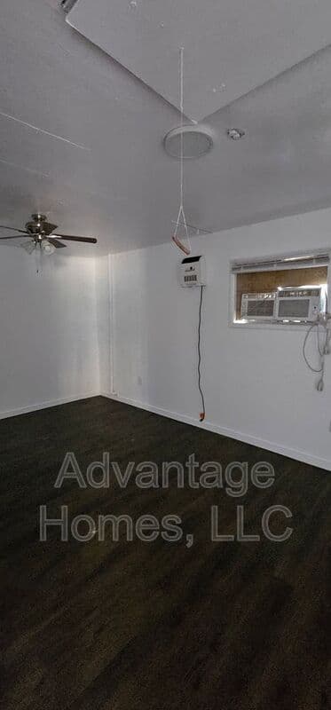 Kansas City House: 7504 E 112th St