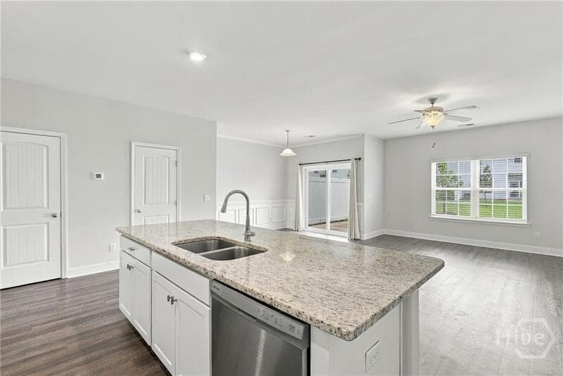 Pooler Condo: 336 Governor Gwinnett Way - 1