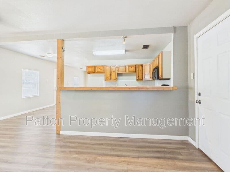 Amarillo House: 1511 North Polk Street