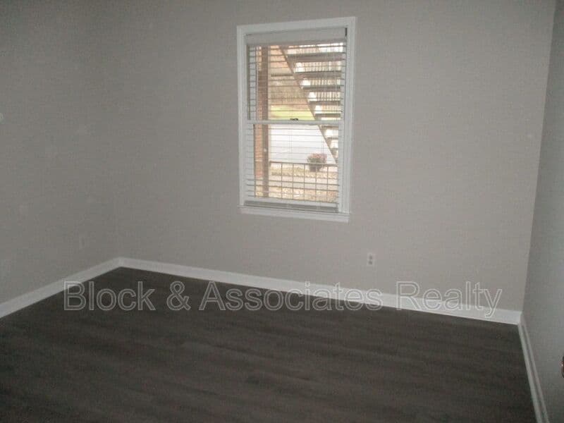 Kernersville House: 302-C Windsor Manor Way
