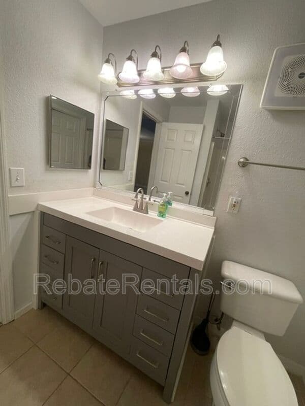 Jacksonville Condo: 10961 Burnt Mill Road