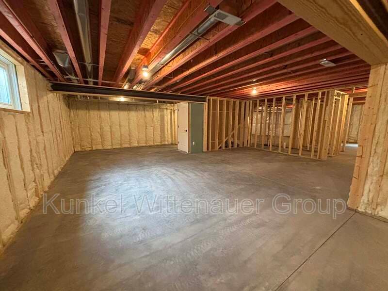 O'Fallon House: 641 Ambrose Drive