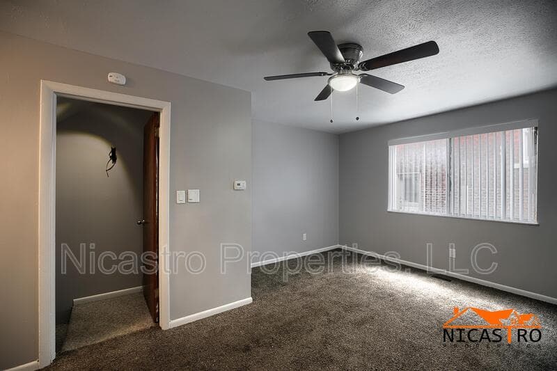 Columbus Condo: 215 East Lane Avenue - A