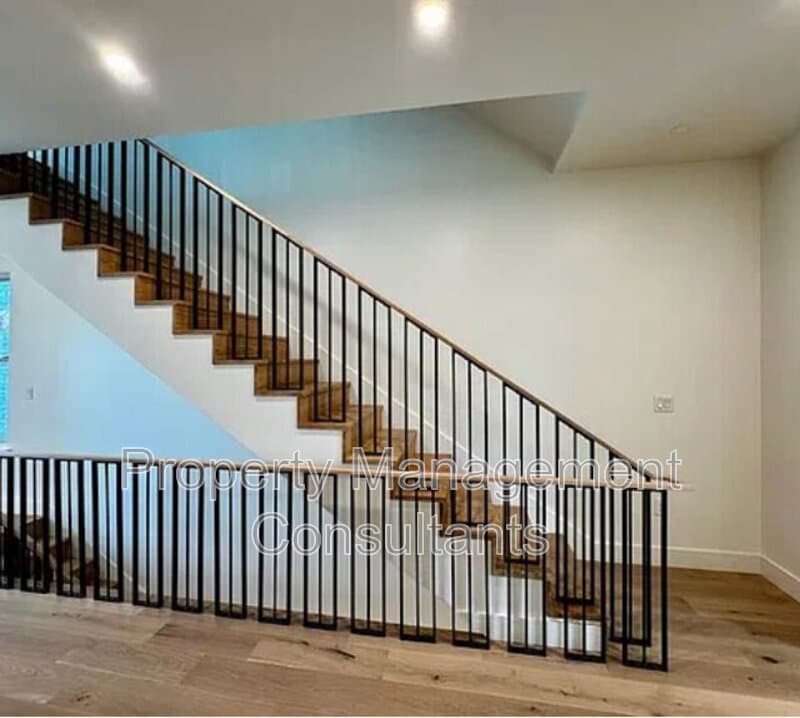 Huntsville Townhome: 230 Washington Street Northeast