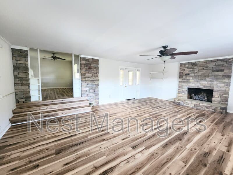 Fayetteville House: 1512 Atwick Drive