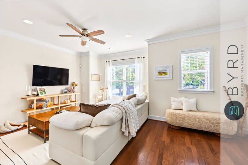 Richmond Townhome: 5402 Libbie Mill West Blvd
