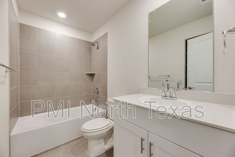 McKinney House: 3904 High Valley Drive