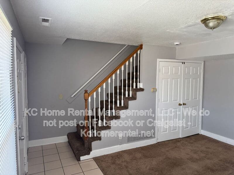 Gardner House: 804 Saddlewood