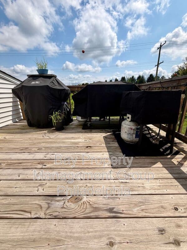 Downingtown House: 1916 Boulder Dr