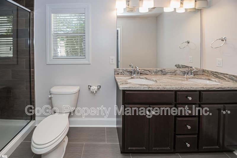 Greenville House: 16 Anchorage Drive