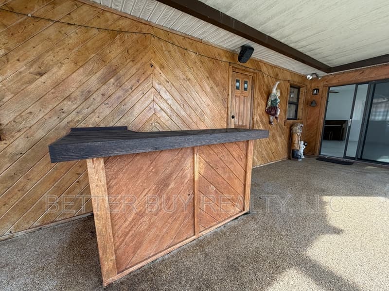 Flagler Beach House: 337 North 10th Street