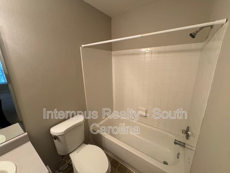 Bluffton Condo: 897 Fording Island Rd