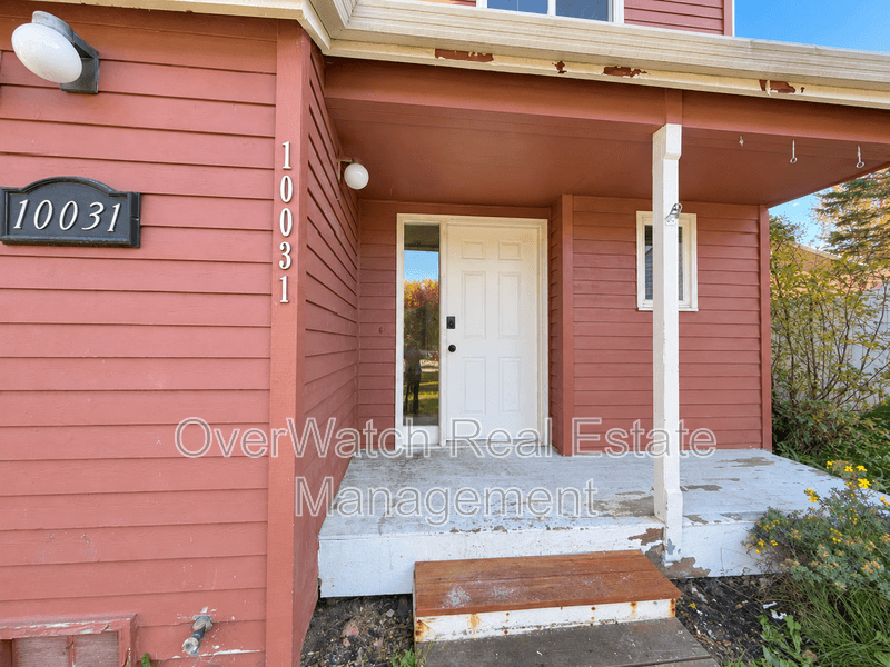 Anhcorage House: 10031 Nantucket Cir