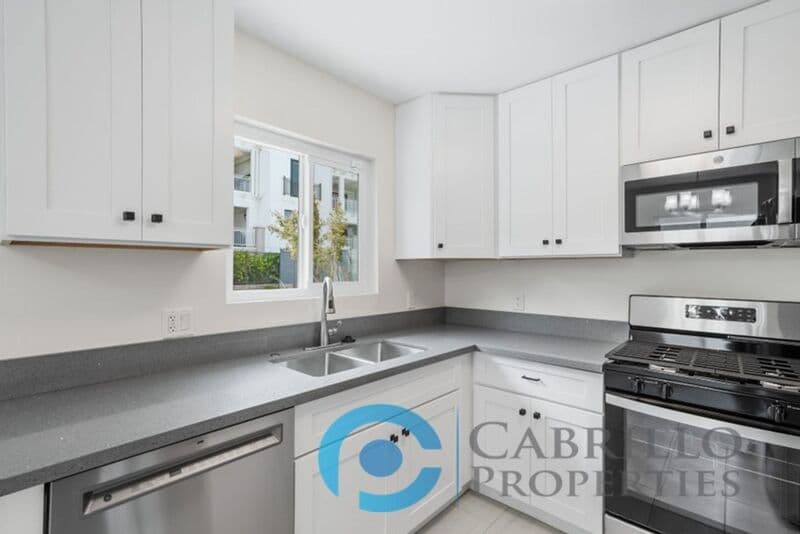 Carlsbad Condo: 885 Home Ave