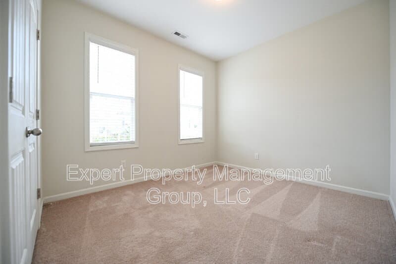 Clayton House: 113 Crawford Parkway