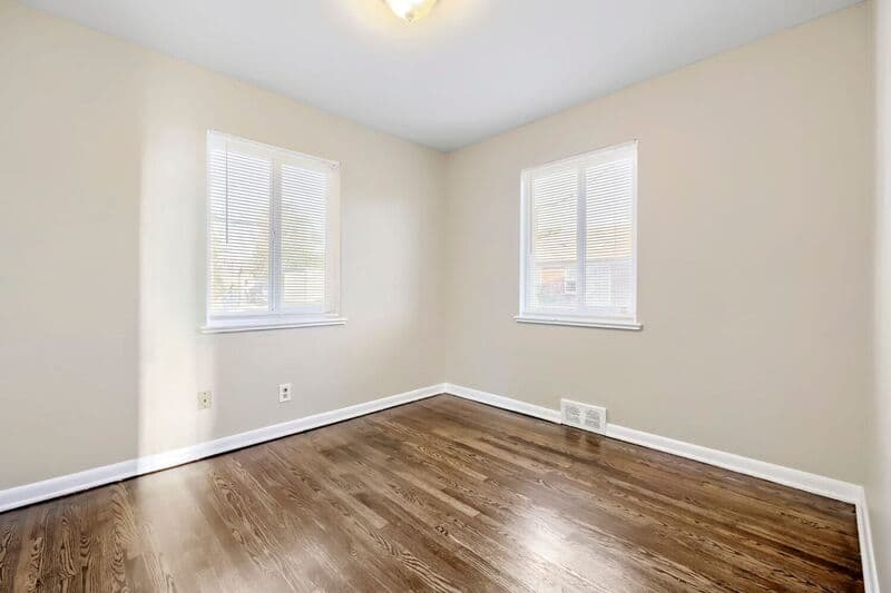 Aurora Condo: 1913 Del Mar Pkwy
