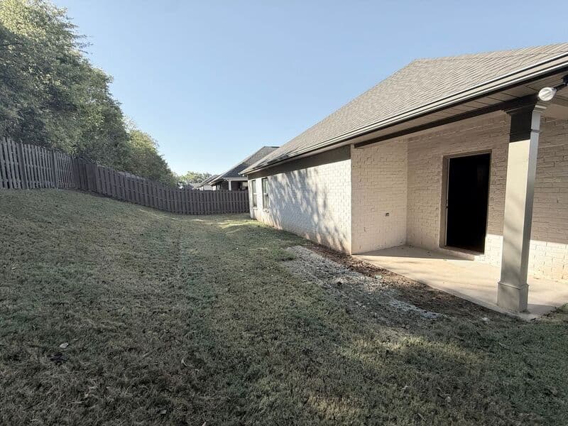 Madison House: 161 Rosemary Ayers Drive