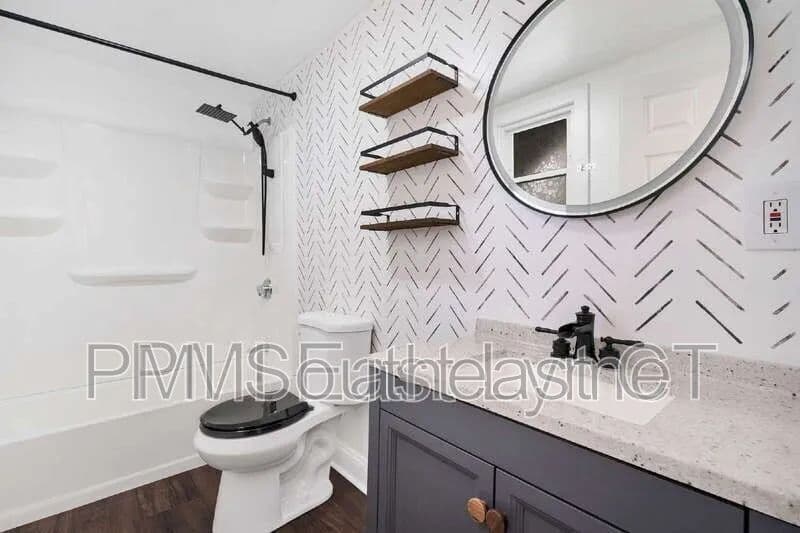 Norwich Condo: 44 Summer St