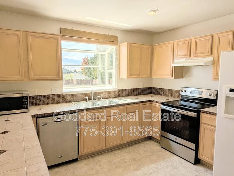 Reno House: 2900 Castle Sage Ct.