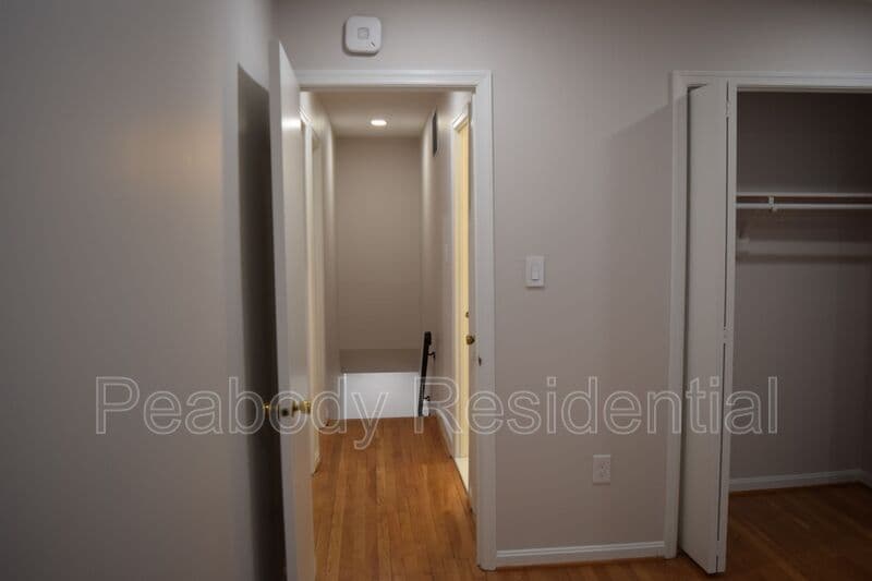 Alexandria House: 1013 N Vail St
