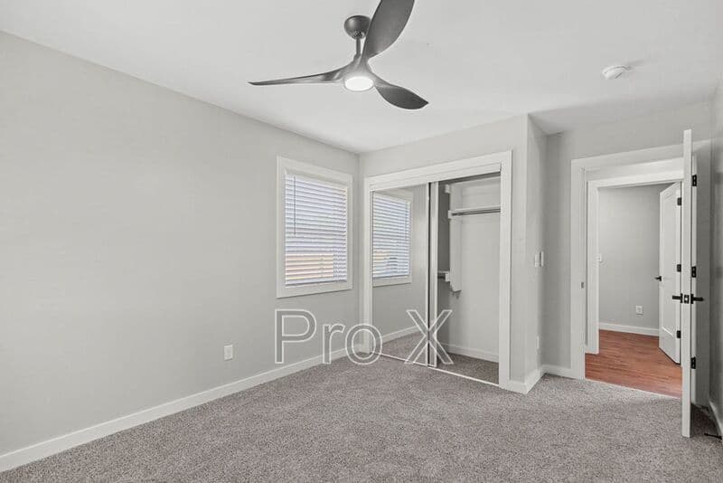 Bentonville House: 809 Carson Drive